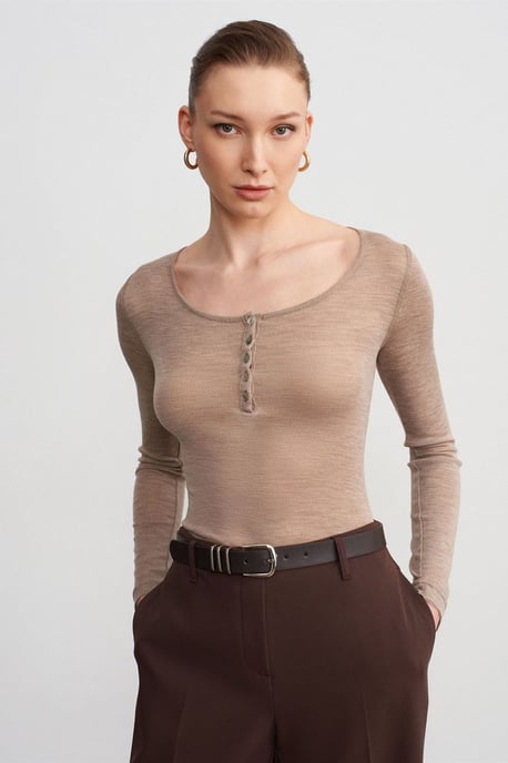 Taillierte Wollstrickbluse mit Knöpfen - Image 3