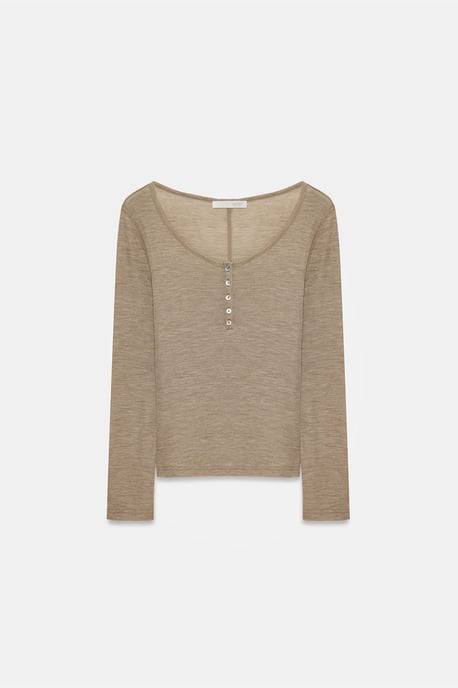 Taillierte Wollstrickbluse mit Knöpfen - Image 5
