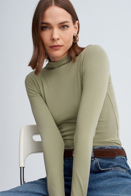 Slim Fit Langarm-Halbrollkragenoberteil - Image 1