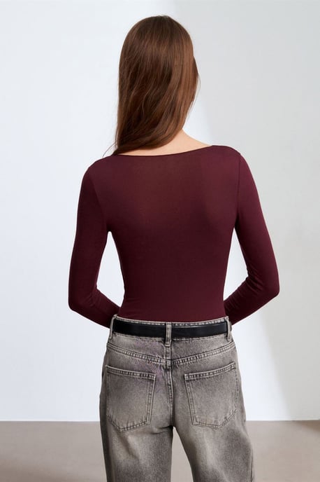 Schmal geschnittene V-Ausschnitt Spitze Bluse - Image 3