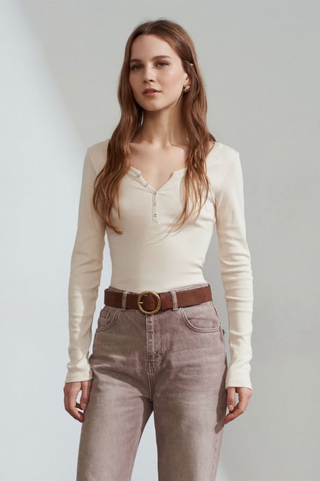 Slim Fit Baumwollbluse mit langen Ärmeln und Knopfleiste - Image 3