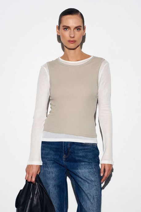 Taillierte Baumwollbluse mit Rundhalsausschnitt und langen Ärmeln - Image 3
