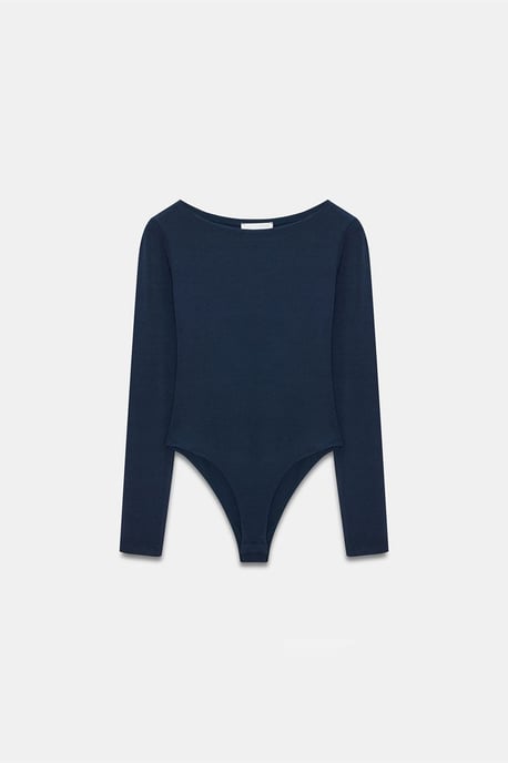 Schmal geschnittenes Bodysuit mit Bootsausschnitt - Image 5