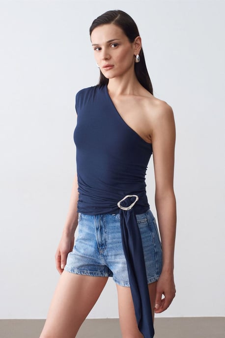 Slim Fit Off-Shoulder-Jerseybluse mit Bindung - Image 1