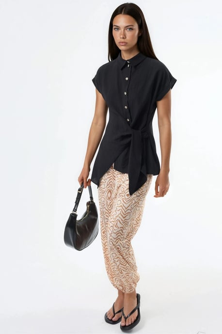 Strukturierte Gewebe-Bluse mit Bindegürtel - Image 2