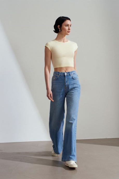 Slim Fit Crop-Jersey-Bluse - Image 4