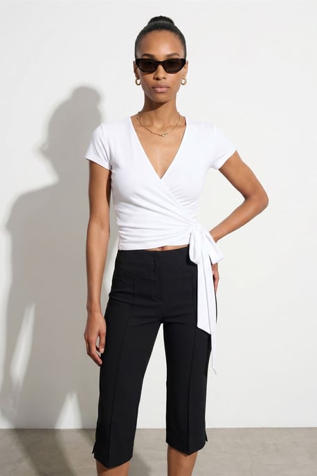 Crop-Wrap-Bluse mit Bindegürtel - Image 3
