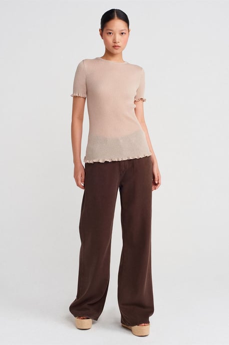 Slim Fit Rippbluse mit Volant - Image 3