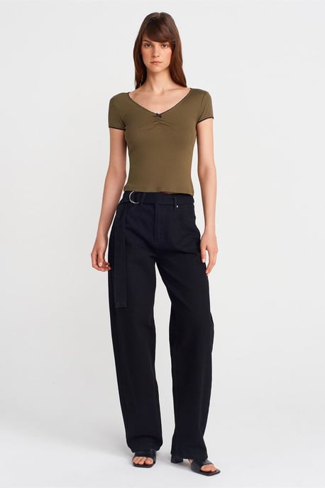 Damen Baumwoll-Crop-Bluse mit Rüschensaum - Image 4