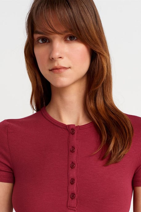 Slim Fit Kurzbluse mit Knöpfen - Image 3