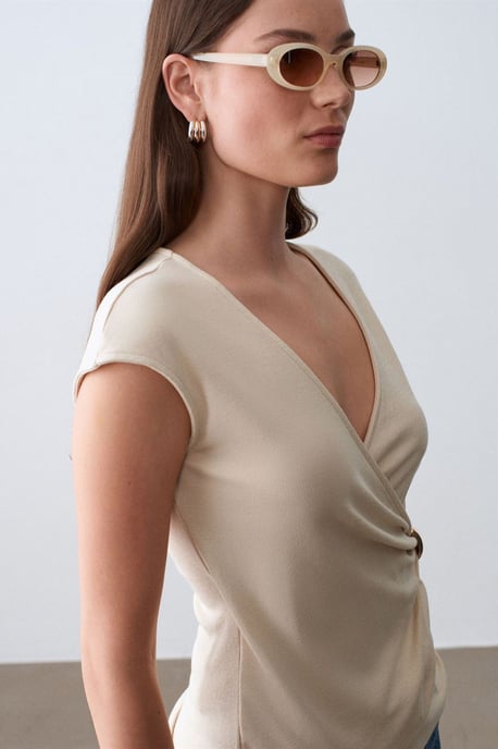 Damen Slim Fit Wickelbluse - Image 3