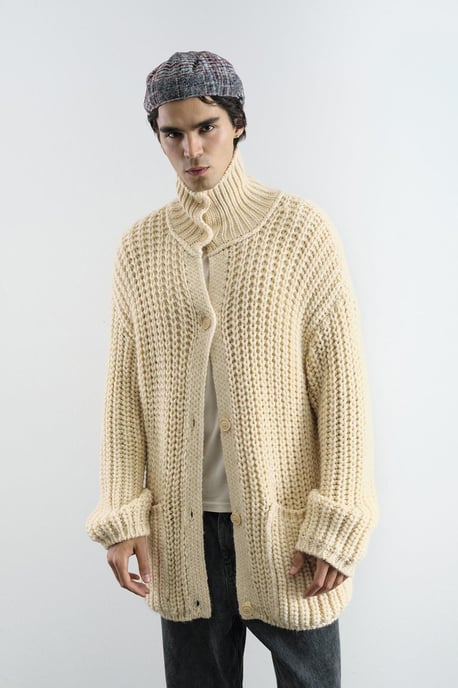 Übergroßer Ripp-Strickpullover mit Knopfverschluss - Image 5