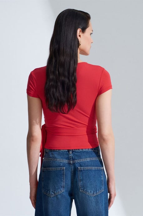 Crop-Wrap-Bluse mit Bindegürtel - Image 2