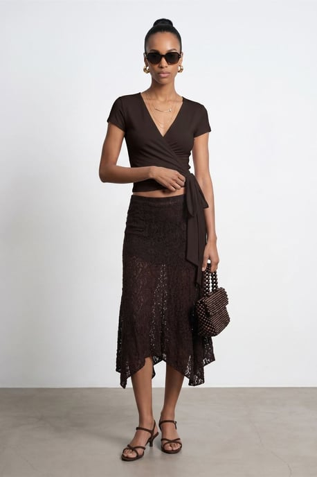 Crop-Wrap-Bluse mit Bindegürtel - Image 4