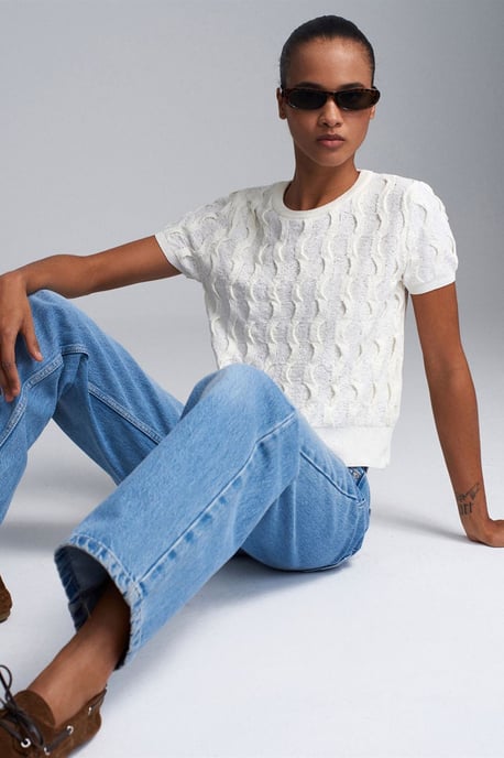 Strukturiertes Ripp-Crop-Top - Image 3