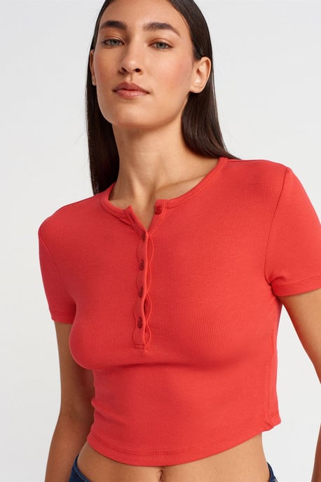 Slim Fit Kurzbluse mit Knöpfen - Image 3