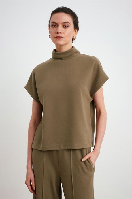 Rippstrick-Halbturtleneck-Bluse - Image 2