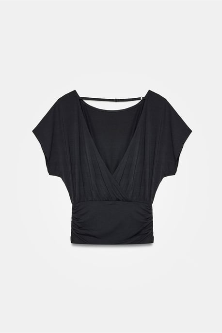 Dilvin Modal-Mix Bluse mit Cut-out am Rundhalsausschnitt, feminine Passform - Schwarz - Image 6
