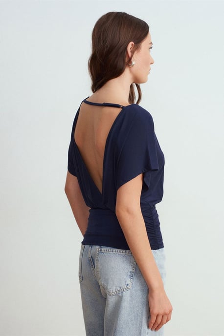 Damen Modal-Mix Cut-out Rundhalsbluse - Image 2