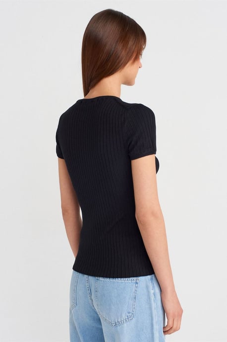Rippierte Kurzarm-Buttonbluse - Image 2
