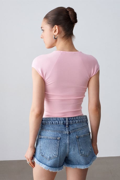 Slim Fit Crop-Jersey-Top - Image 2