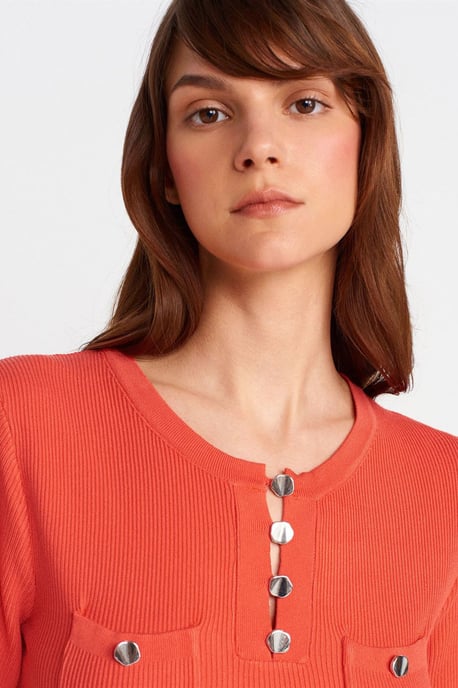 Gerippte Strickbluse mit Knopfdetails - Image 3