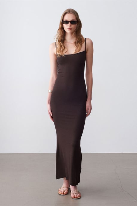 Rippenförmiges Bodycon-Maxikleid - Image 1