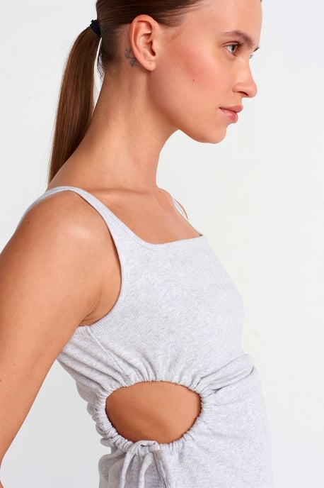 Ärmelloses Bodycon-Midi-Kleid mit Ausschnitt - Image 3