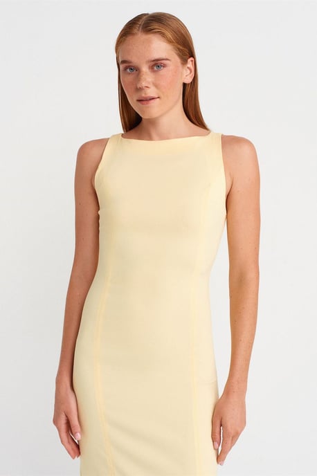 Ärmelloses Midi-Bodycon-Kleid mit Schlitz - Image 4