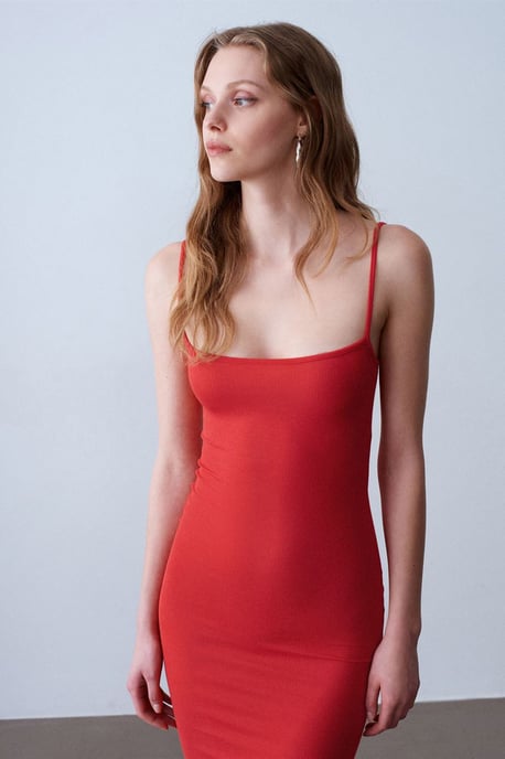 Rippendes Bodycon-Maxikleid - Image 4