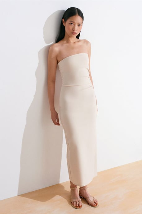 Trägerloses Bodycon-Midi-Kleid mit Schlitz - Image 1