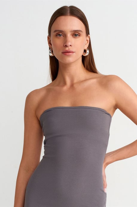 Trägerloses Bodycon-Midikleid - Image 4