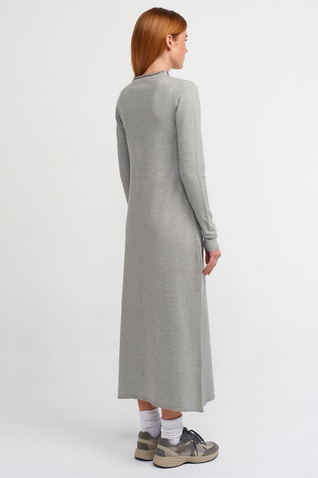 Rippstrick-Turtleneck Midi-Kleid - Image 2