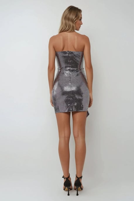 Bandeau Pailletten Bodycon Mini-Kleid mit Drapierung detay - Image 5
