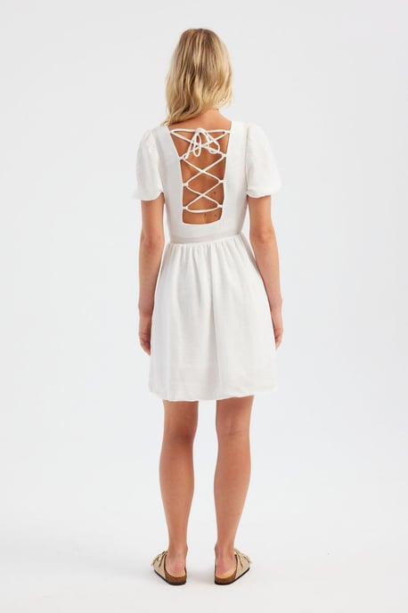 Quadratisch ausgeschnittenes kurzes Ärmel-Minikleid - Image 4
