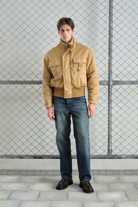 Taschen-Detaillierte Jacke mit Reißverschluss - Image 1