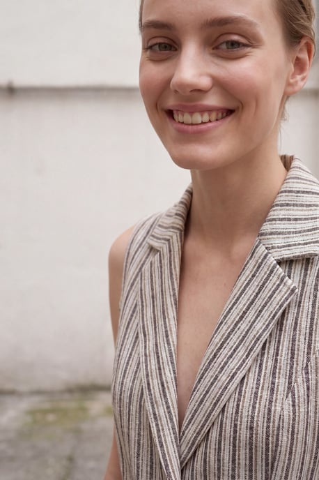 Gestreiftes ärmelloses Weste und weit geschnittene Hose Set - Image 5