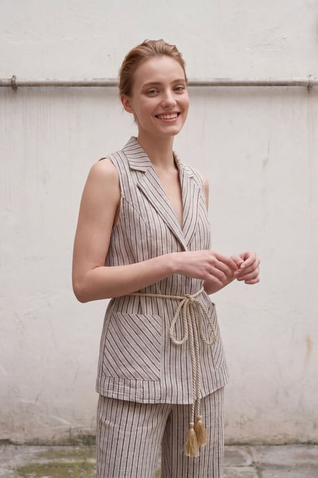 Gestreiftes ärmelloses Weste und weit geschnittene Hose Set - Image 6