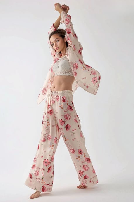 Bedrucktes Satin-Pyjama-Set mit Hemdkragen - Image 5