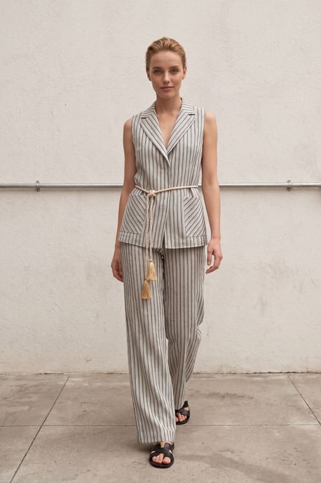 Gestreiftes, ärmelloses Weste und weit geschnittene Hose Set - Image 1