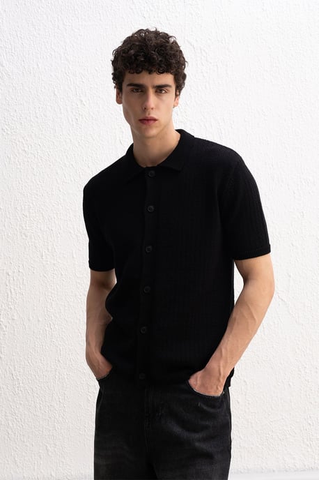 Herren Baumwoll-Polohemd mit Textdruck - Image 3