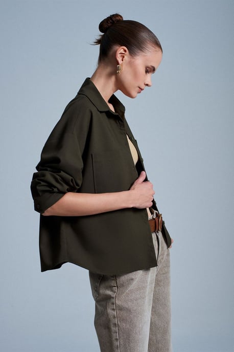 Übergroßes Crepe-Button-Front-Hemd - Image 4