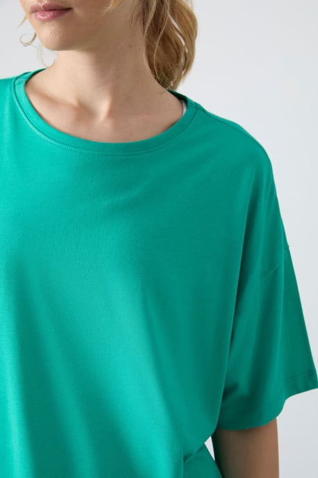 Oversized Baumwoll-Modal Rundhalsausschnitt T-Shirt - Image 4