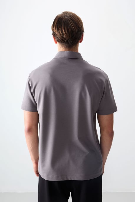 Oversized Polo-Kragen T-Shirt - Image 4
