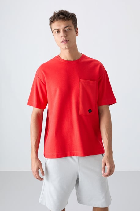 Tommy Life Oversized T-Shirt aus Baumwollmischung mit Rundhalsausschnitt und Brusttasche - Rot - Image 4