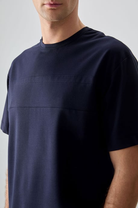 Übergroßes Rundhals-T-Shirt - Image 2