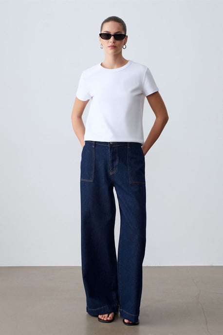 Damen Unifarbene Rundhalsausschnitt T-Shirt - Image 4