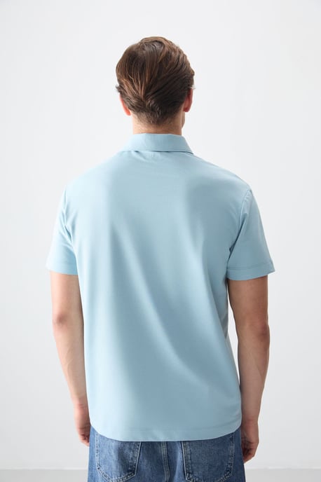Übergroßes Polokragen-T-Shirt - Image 6