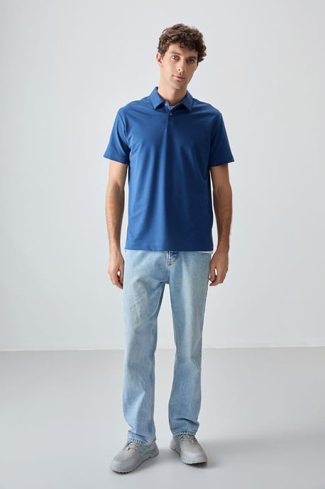 Übergroßes Poloshirt mit Kragen - Image 3