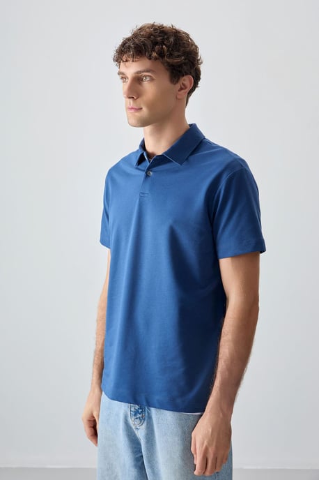 Übergroßes Poloshirt mit Kragen - Image 4